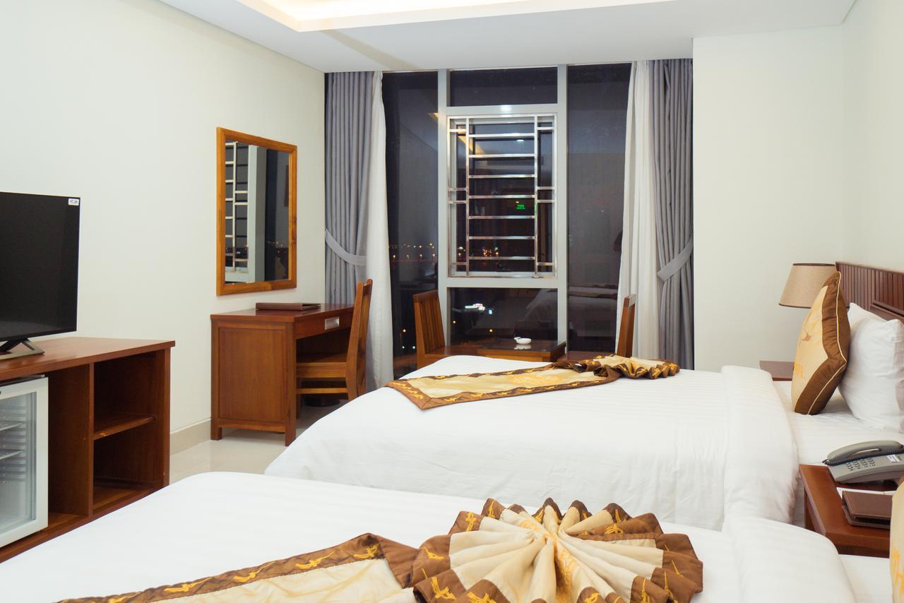 Vinh Hoang Hotel Ðồng Hới Buitenkant foto