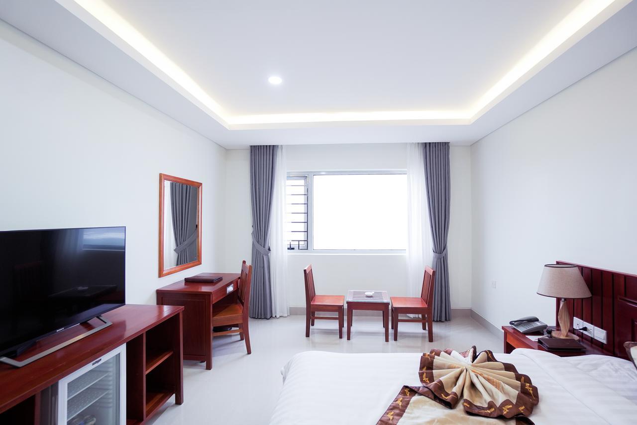 Vinh Hoang Hotel Ðồng Hới Buitenkant foto